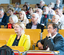 Verleihung der Goldenen Diplome an Alumnis der ehemaligen Medizinischen Akademie Magdeburg 